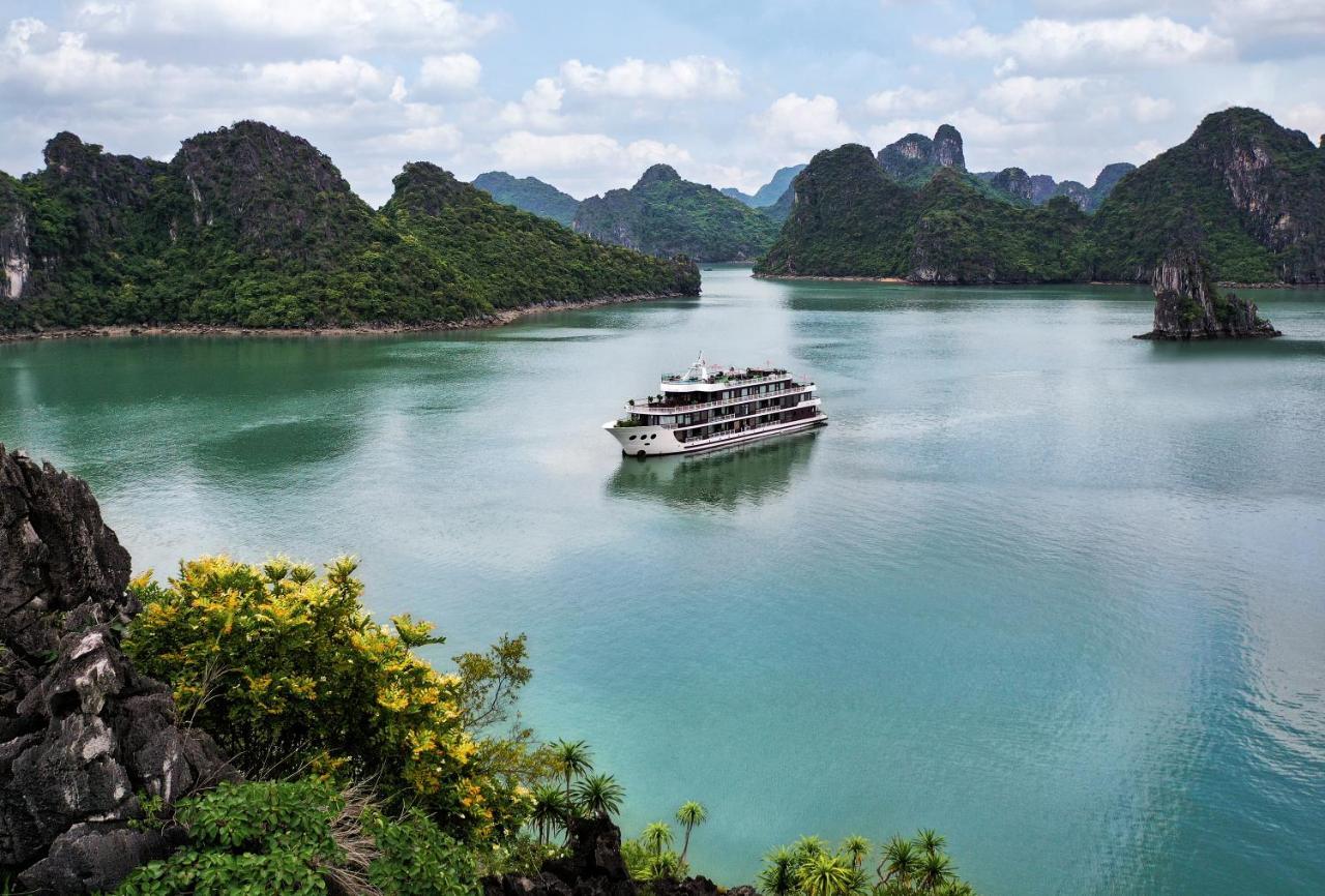 Dora Cruise By Hag Hotel Ha Long Exterior photo