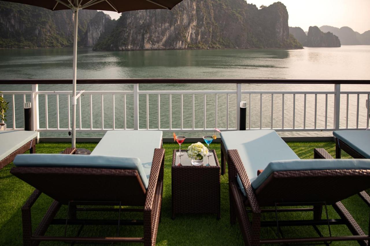 Dora Cruise By Hag Hotel Ha Long Exterior photo