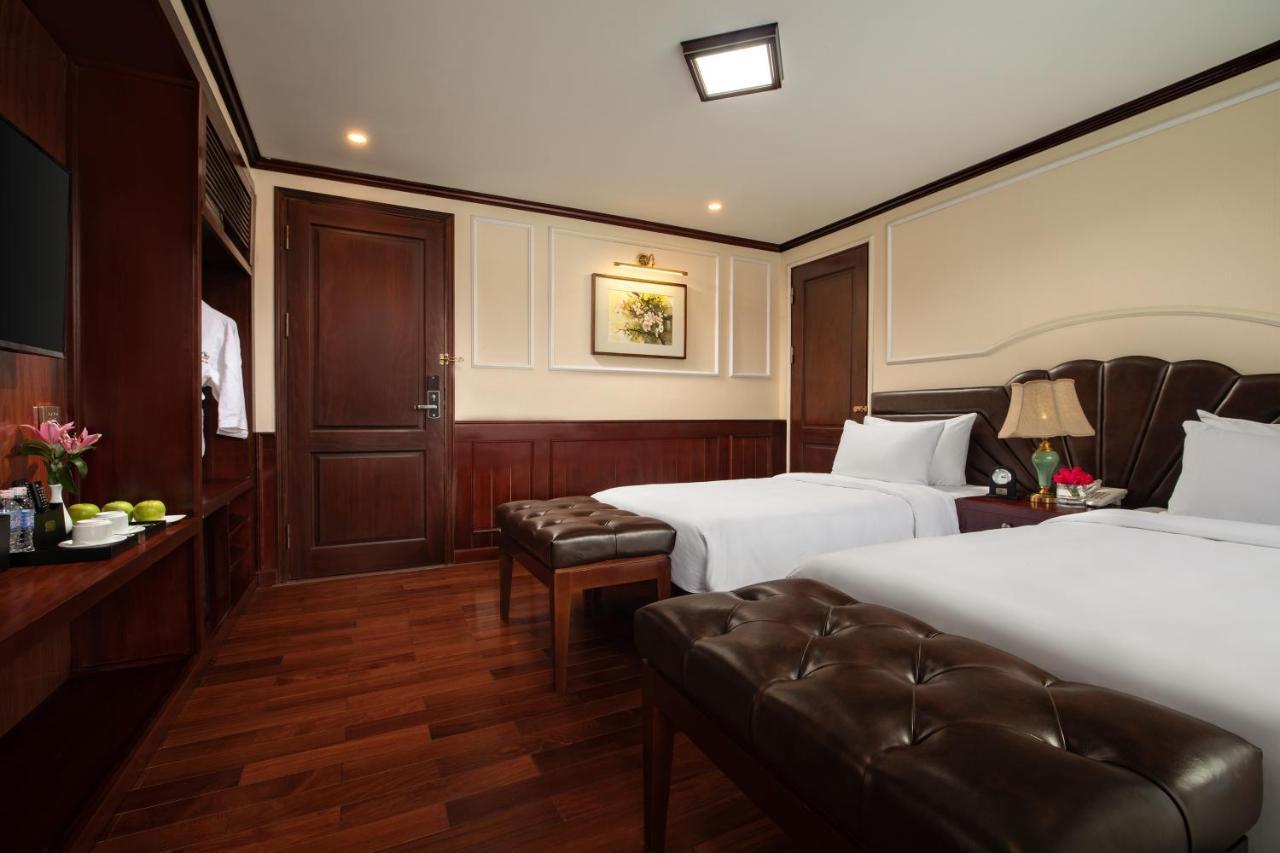 Dora Cruise By Hag Hotel Ha Long Exterior photo